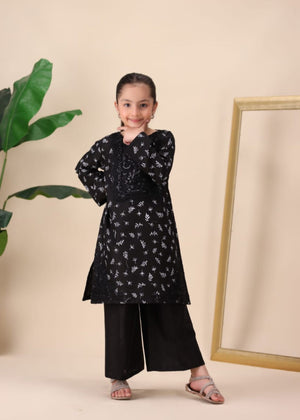 Noir Elegance Ensemble